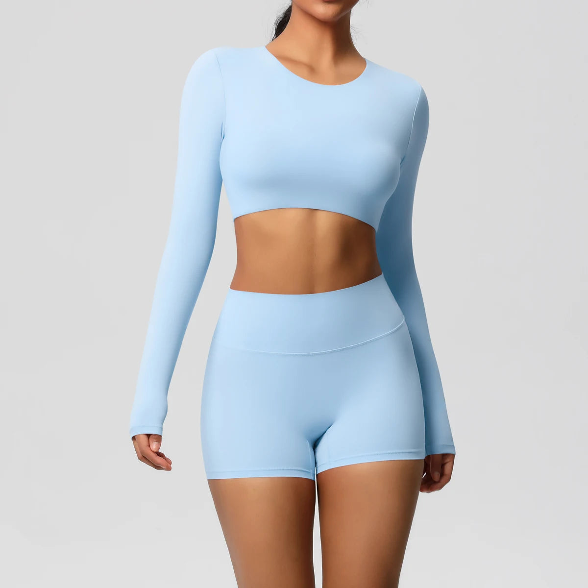 Damen-Yoga-Set mit Langarm-Crop-Top und High-Waist-Shorts, hellblau