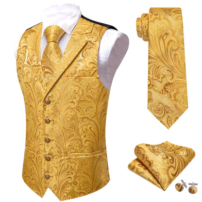 Herrenweste im Barock-Jacquardmuster in Gold, mit passender Krawatte und Einstecktuch