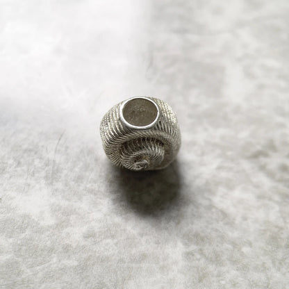 925 Sterling-Silber Charmperle mit Lochöffnung und spiralförmigem Relief