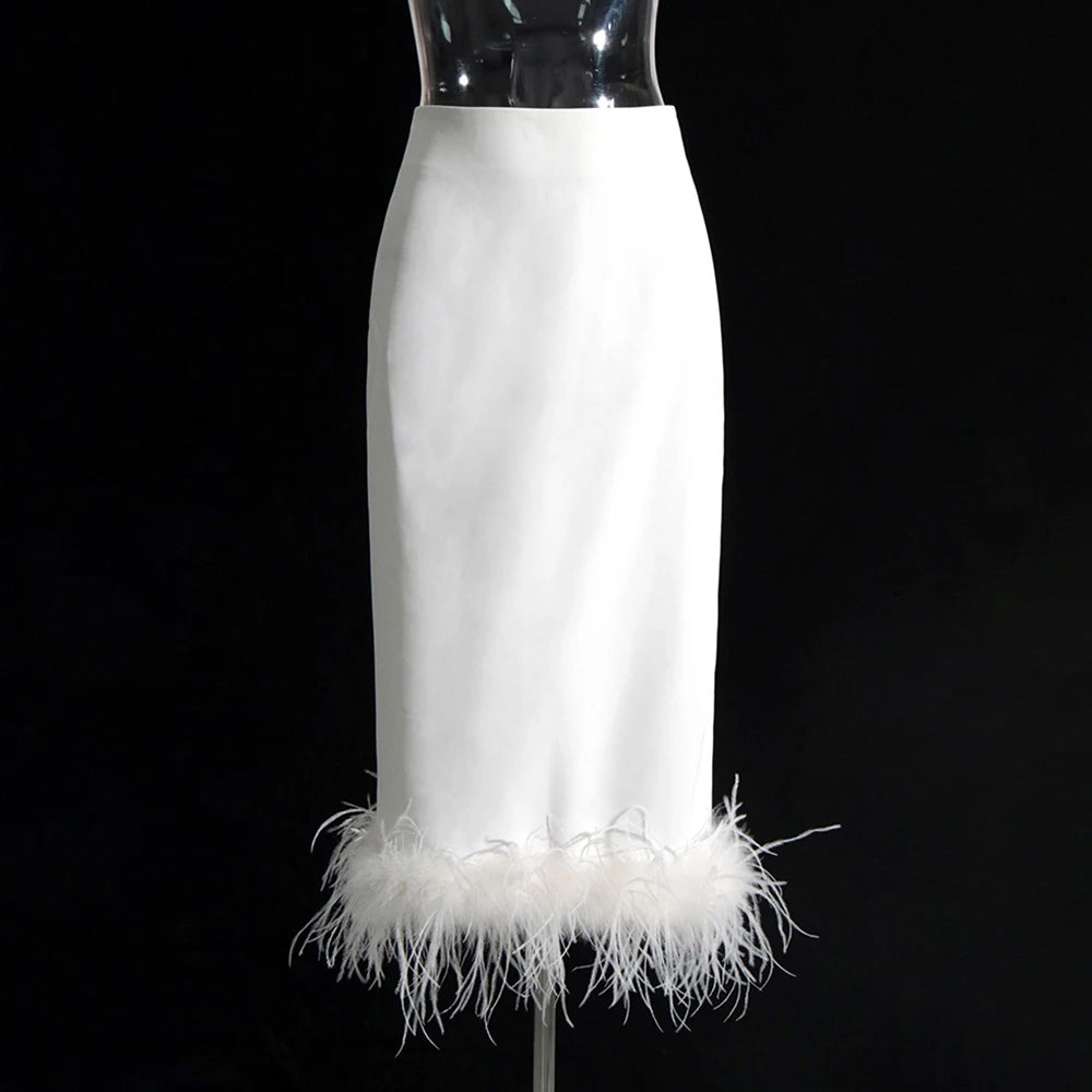 Elegantes ärmelloses Damen-Minikleid mit V-Ausschnitt und Kettendetails im Patchwork-Design