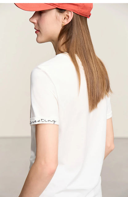 Damen T-Shirt im minimalistischen Stil mit bestickten Liebesperlen für den Sommer