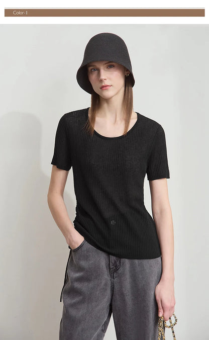 Schwarzer Damen-Pullover mit Rundhalsausschnitt und Kurzarm, feines Rippstrick