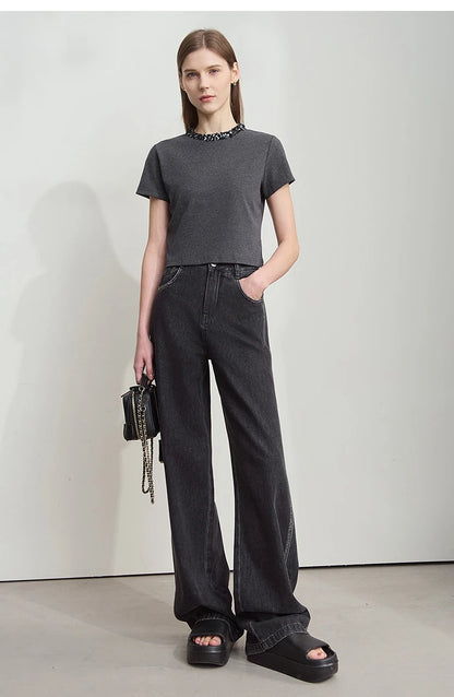 Damen Kurz-T-Shirt im minimalistischen Stil mit elastischen Perlen und Pailletten-Dekoration