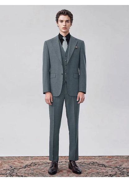 Eleganter Herrenanzug in Blau, einreihig mit Weste und Hose – 3-teiliges Slim-Fit-Set für Hochzeit oder Freizeit.