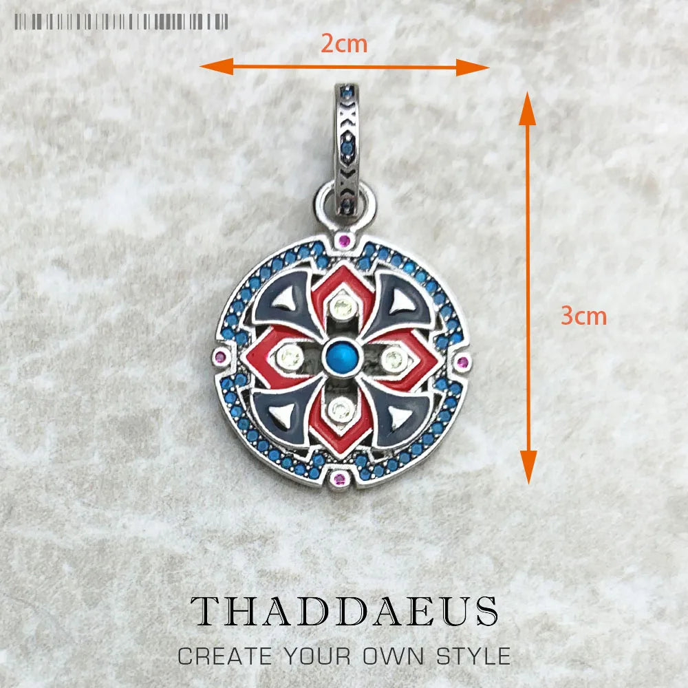 925er-Sterlingsilber-Anhänger: runde Mandala mit blauem Mittelstein, farbigen Details