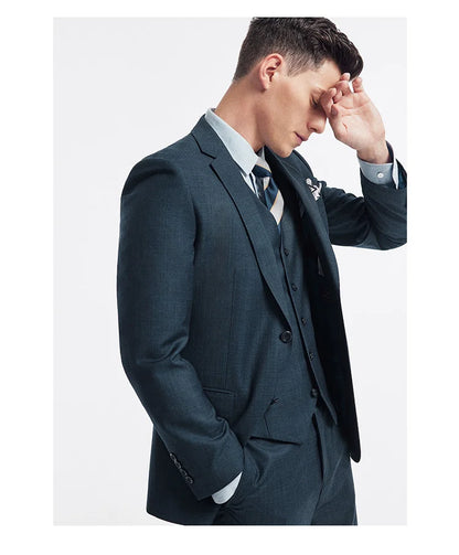 Grünes Herren-Anzugset mit zweireihigem Blazer, Weste und Hose aus Baumwolle – ideal für formelle Anlässe und Hochzeiten