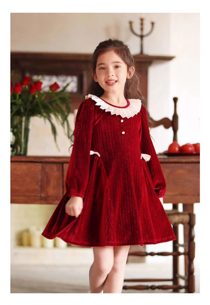 Ärmelloses Sommerkleid für Mädchen mit Blumenmuster und Tüll-Details – ideal für Geburtstagsfeiern