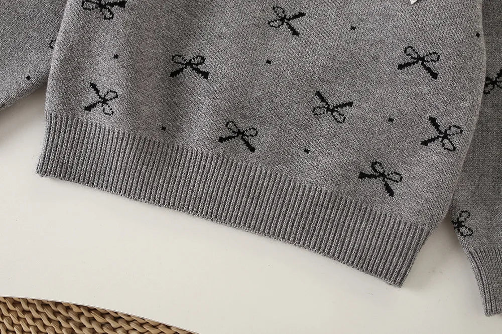 Mädchen Kleidungsset mit Bogen Druck Pullover und Faltenrock im 2-Teile Design