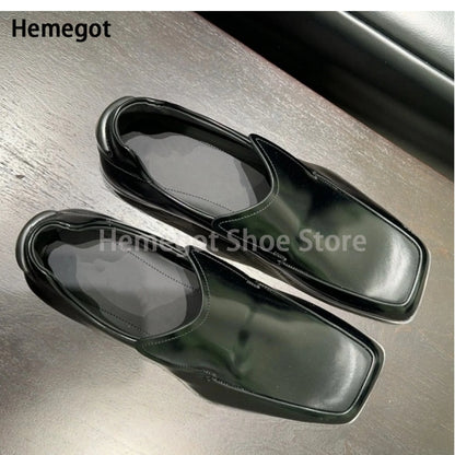 Schwarze Slip-On-Loafer für Herren mit eckiger Spitze, Glanzoberfläche