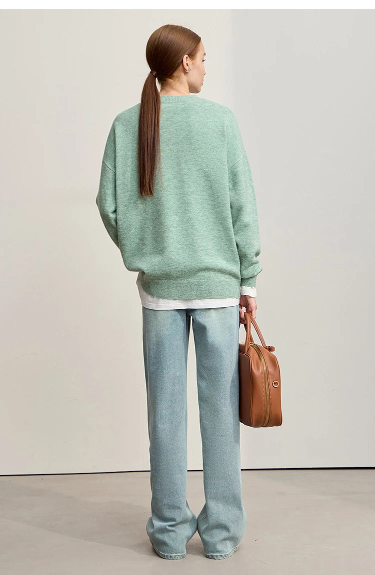 Minimalistischer Damen-Strickpullover, hellgrün, Rundhalsausschnitt, Rückansicht