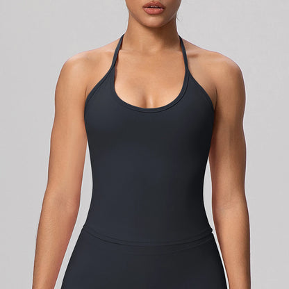 Sport-Bustier für Yoga in Schwarz, Frontansicht mit Racerback und dünnen Trägern