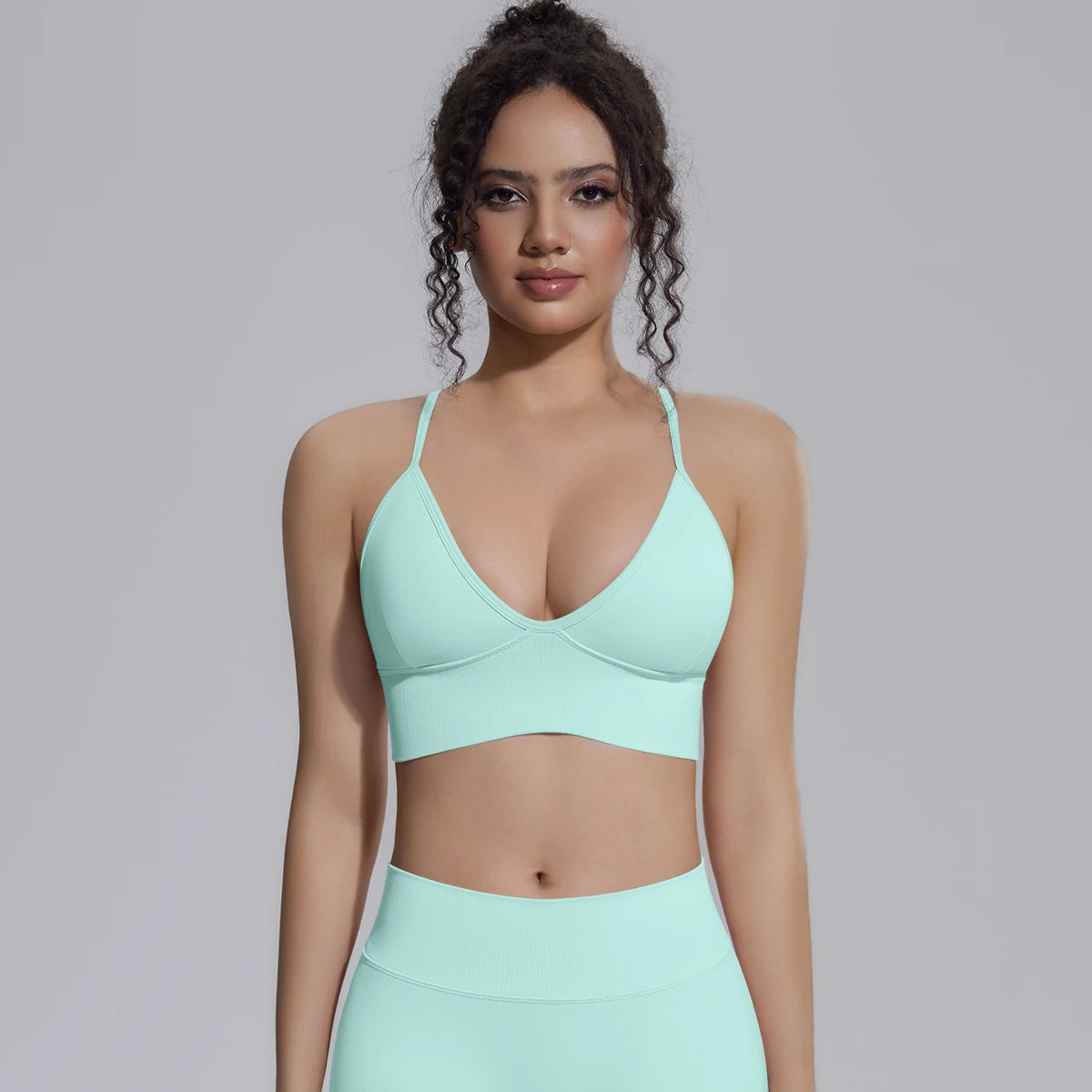 Gepolsterter Damen Sport-BH für Yoga, atmungsaktiv, mintgrün mit Soft-Cups und Trägern