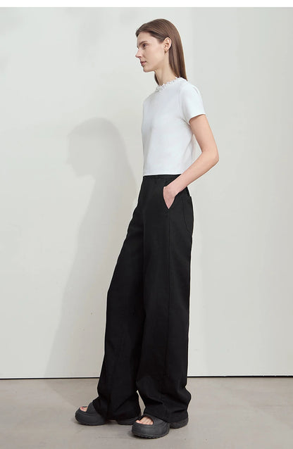 Damen Kurz-T-Shirt im minimalistischen Stil mit elastischen Perlen und Pailletten-Dekoration