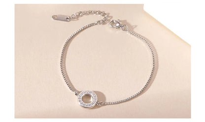 Damen-Armreif mit geometrischem Zirkonia-Design