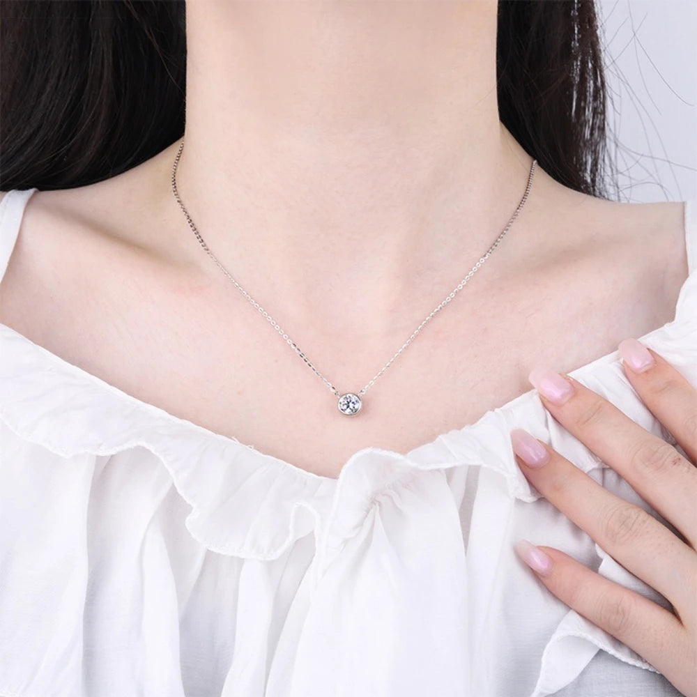 Damen-Schmuckset Halskette Ohrringe und Ring mit Moissanit