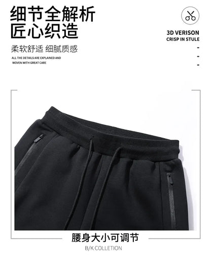 Lässiger Herren-Jumpsuit mit Kapuze und sportlichem Design – ideal für Freizeit und Sport.