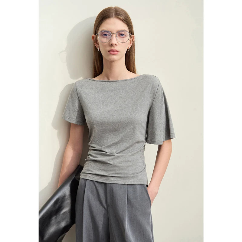 Damen T-Shirt im Minimalismus-Stil mit asymmetrischem Slash Neck und Raffen