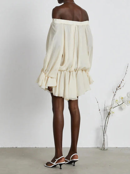 Elegantes Damen-Zweiteiler-Set mit Pailletten, langärmligem Oberteil und hoch taillierter, gerader Hose – schickes Outfit für besondere Anlässe.
