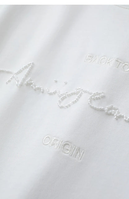 Damen T-Shirts im Minimalismus-Stil mit Kurzarm und Buchstaben-Stickerei