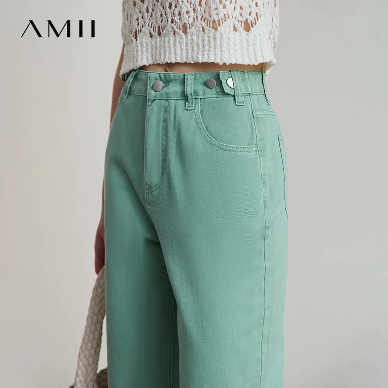 Damenjeans im minimalistischen Retro-Stil mit geradem Bein aus Baumwolle