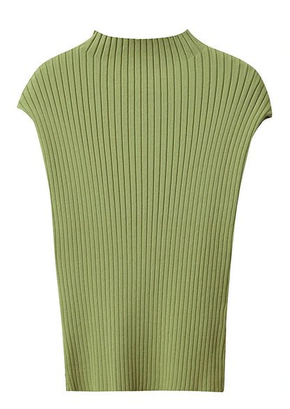 Ärmelloser Strickpullover, olivgrün, gerippter Stehkragen, figurbetont