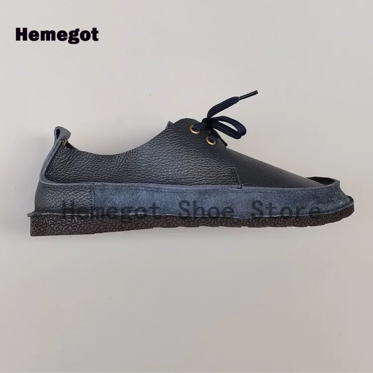 Leichter Herren-Schnürschuh aus dunkelblauem Leder, runde Vorderkappe, blaue Schnürung