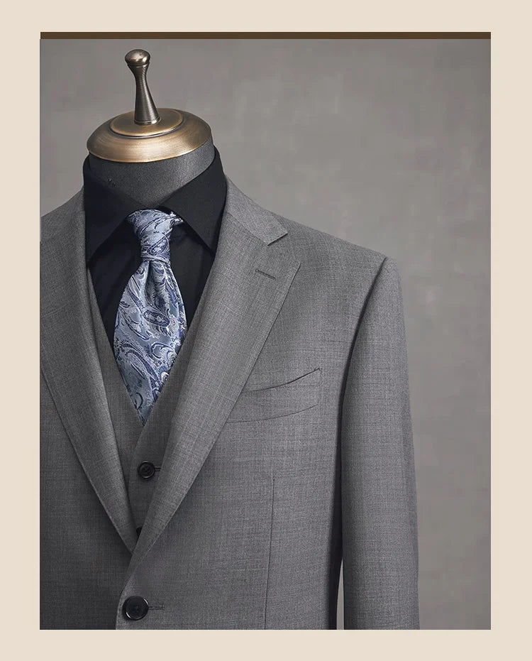 Herrenanzug-Set aus Wolle in Tiefblau – Einreihiger Blazer mit Weste und Hose für formelle Anlässe und Alltag im Slim-Fit-Stil