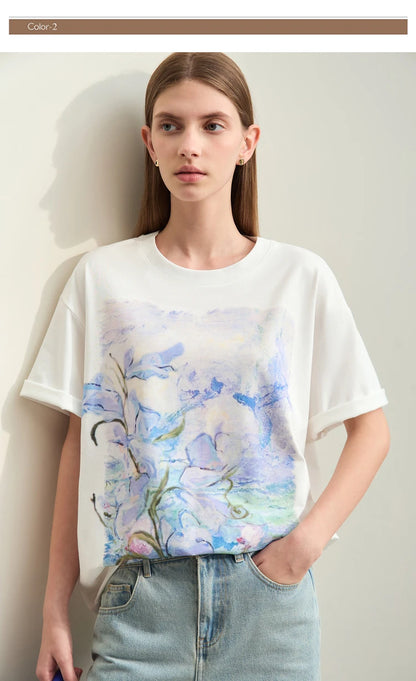 Damen T-Shirt im Minimalismus-Stil mit Kunstöl-Farbdruck für den Sommer