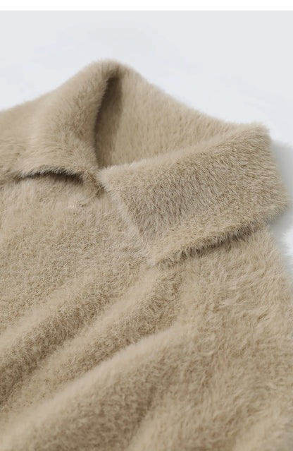 Weiches Fuzzy-Langarm-Top, taupefarben, mit geripptem Kragen und klaren Nähten