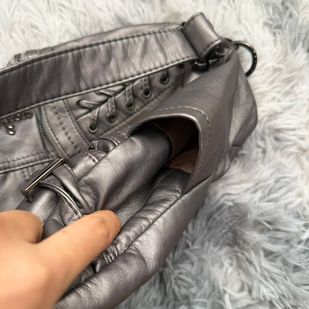Damen-Schultertasche aus PU mit Mehrfachfächern und verstellbarem Schulterriemen Top-Handle-Design