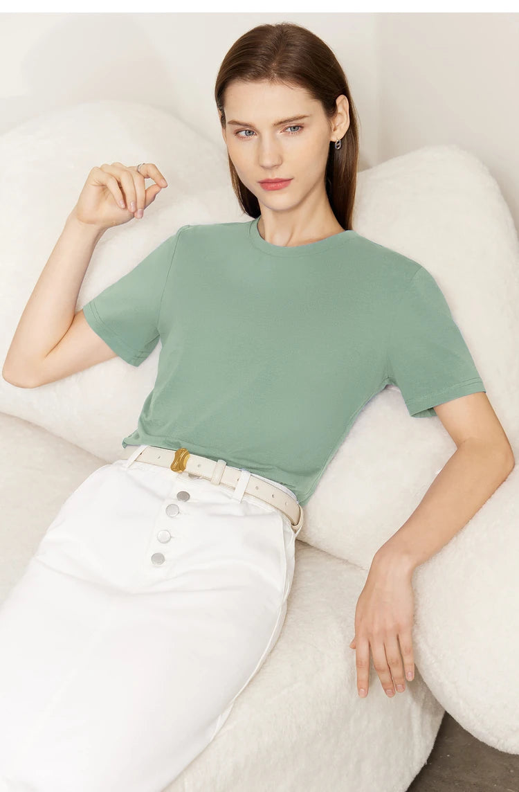 Damen T-Shirt im minimalistischen Stil mit lässigem O-Ausschnitt und kurzen Ärmeln