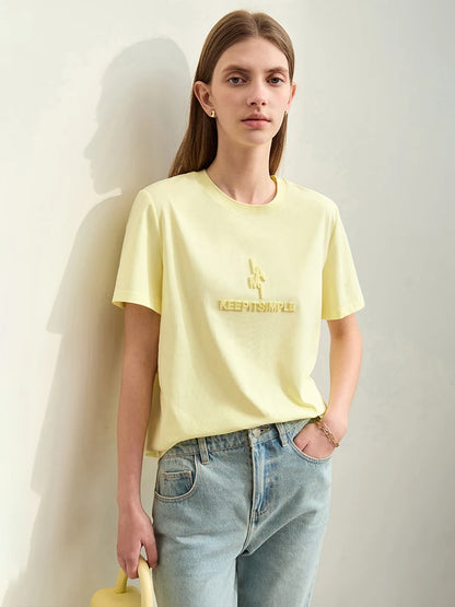 Damen T-Shirt im minimalistischen Stil mit modischer Stickerei und O-Ausschnitt