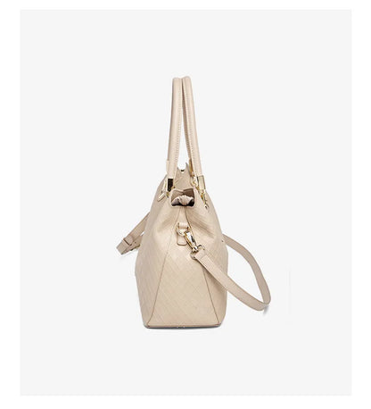 Damen Schultertasche aus echtem Leder mit Diamantprägung und Luxusdesign