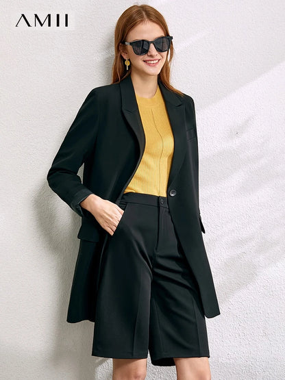 Damen Shorts im minimalistischen Stil mit hoher Taille und lässiger Passform