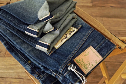 Herren Jeans im Vintage-Stil aus Denim mit Distressed Kanten