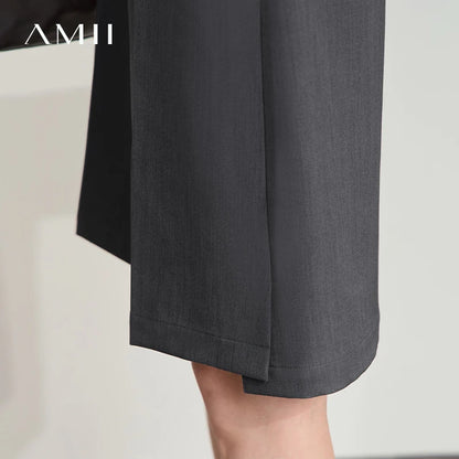 Damen Shorts im minimalistischen Stil mit Tasche für den Sommer