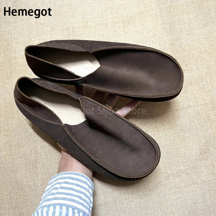 Herren-Loafer aus dunklem Leder, flach mit Schlupfdesign und gepolsterter Innenseite