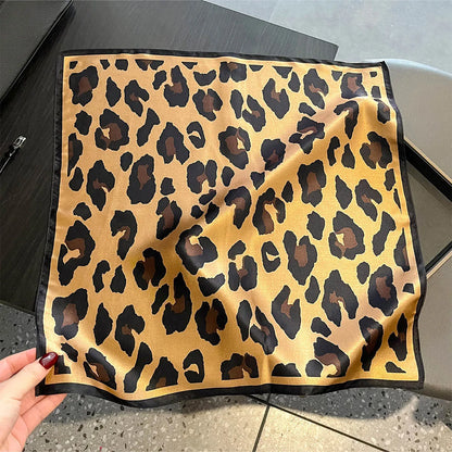Damen Seidenschal 53cm Leopardprint quadratisch Luxus Hijab Bandana Stirnband
