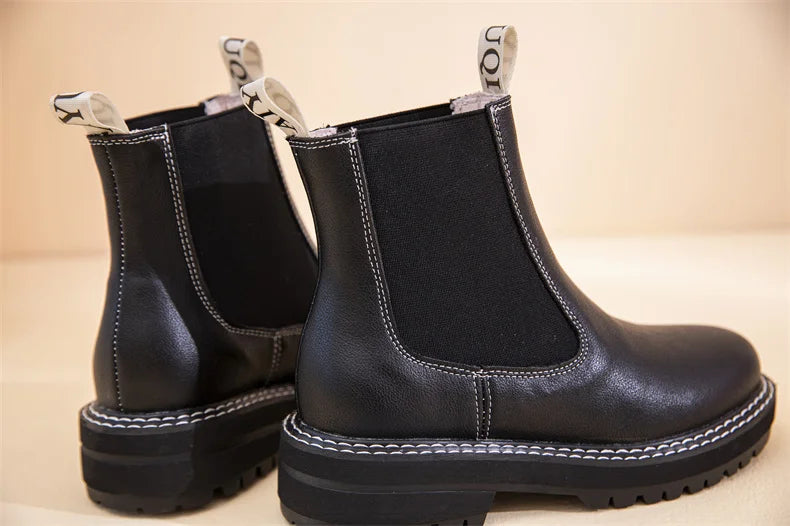 Women Winter Boots Sued Genuine Leather  New Fashion British Style Women Chelsea Boots Large Size 41　42　43 Female Ankle Boots