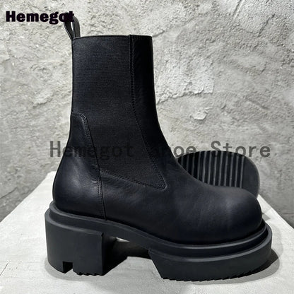 Schwarzer Chelsea-Boot mit elastischem Schaft und breiter, dicker Profilsohle