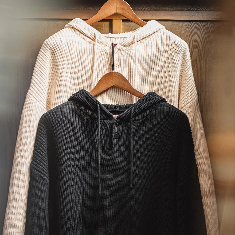 Herren Pullover aus Strick mit Henley-Kragen und Kapuze für Herbst und Winter