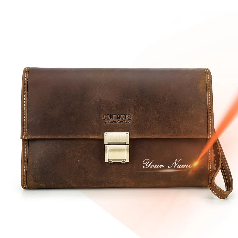 Braune Herren-Clutch aus Leder mit Umschlag und Metallschloss, mit Namensgravur-Platz