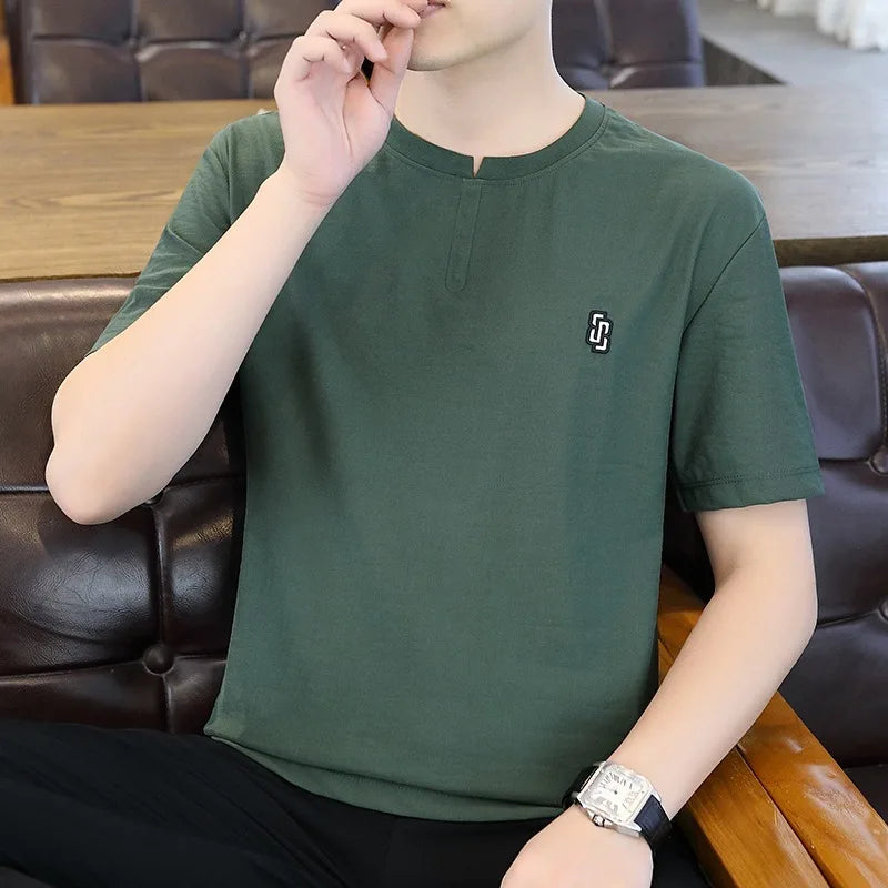 Herren T-Shirt mit Schwalbenschwanz-Kragen aus dünner Eis-Seide für den Sommer