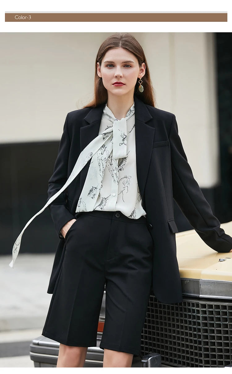 Damen Shorts im minimalistischen Stil mit hoher Taille und lässiger Passform