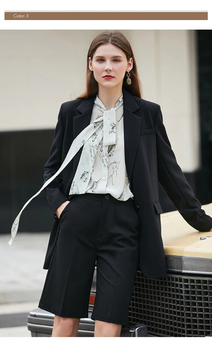 Damen Shorts im minimalistischen Stil mit hoher Taille und lässiger Passform