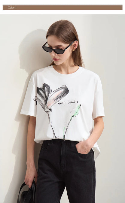 Damen T-Shirt im Minimalismus-Stil mit O-Neck und coolen Ink-Art Print
