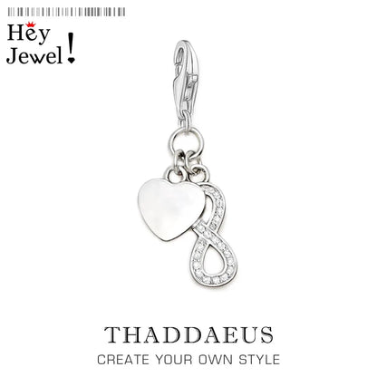 Silberner Anhänger Charm aus 925 Sterling mit Herz- und Infinity-Motiv, funkelnden Steinen
