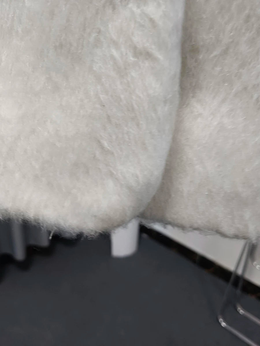 Elegante Damenjacke mit Reverskragen und langen Ärmeln – luxuriöses Patchwork-Design mit Taschen