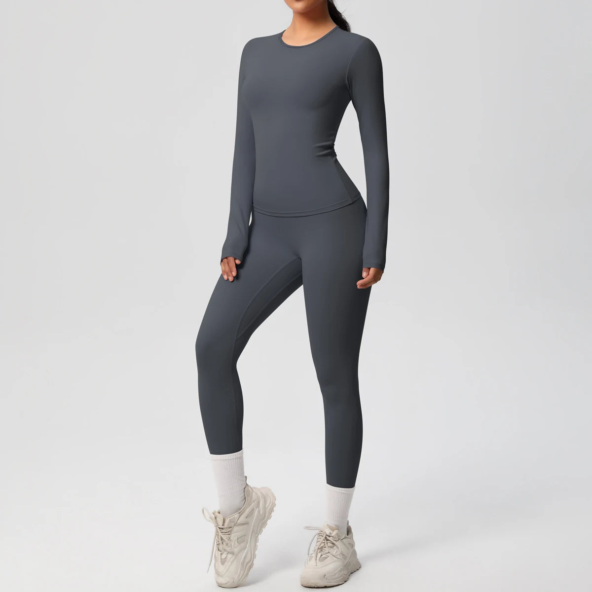 Gym-Leggings-Set mit langarmigem Sport-Top und schmalen Leggings in Graphitgrau