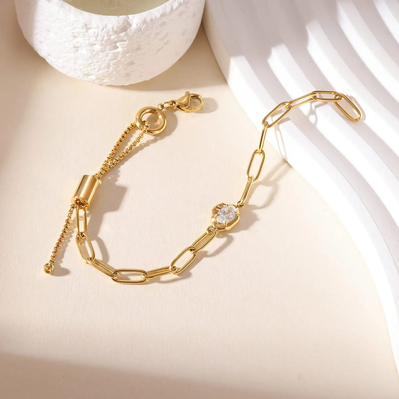 Damen-Kettenarmband mit Zirkonia in Birnenform